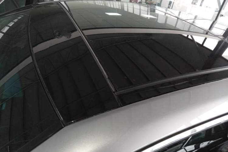 Used Toyota Avalon 2019 2.5L Touring Premium Version China VI Standard
