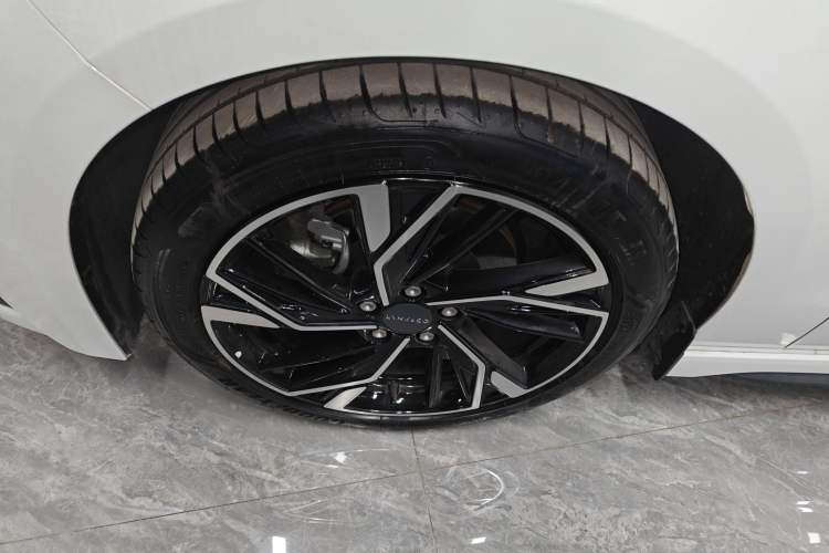 Used Lynk & Co 03 2023 1.5TD DCT JingPro