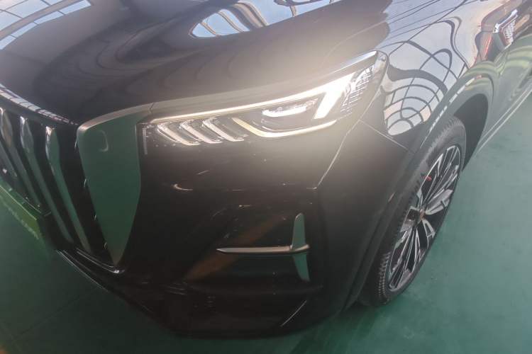 Used Hongqi HS5 2023 2.0T Four-Wheel Drive Flagship Pro Edition
