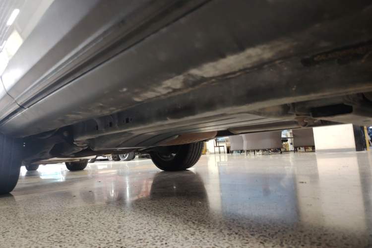 Used Land Rover Discovery 2016 3.0 SC Obsidian Black Heritage Edition SE
