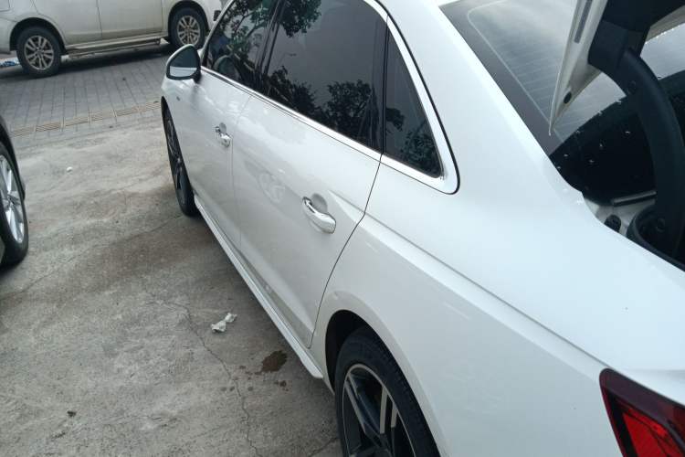 Used Audi A4L 2020 40 TFSI quattro Luxury Dynamic Model