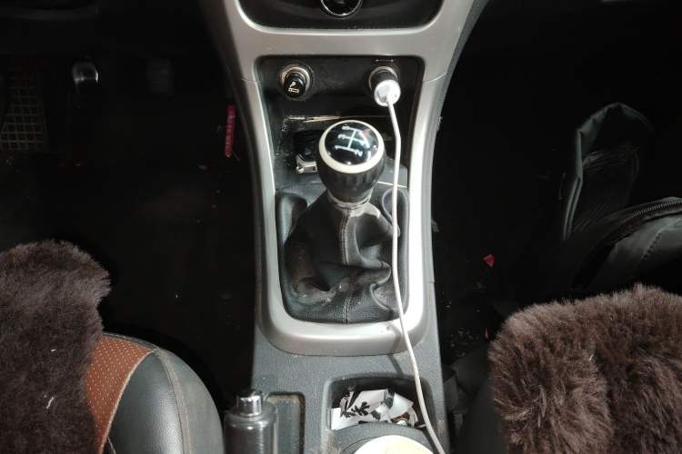 Used BYD F3 2015 Energy-Saving Edition 1.5L Manual Luxury Model
