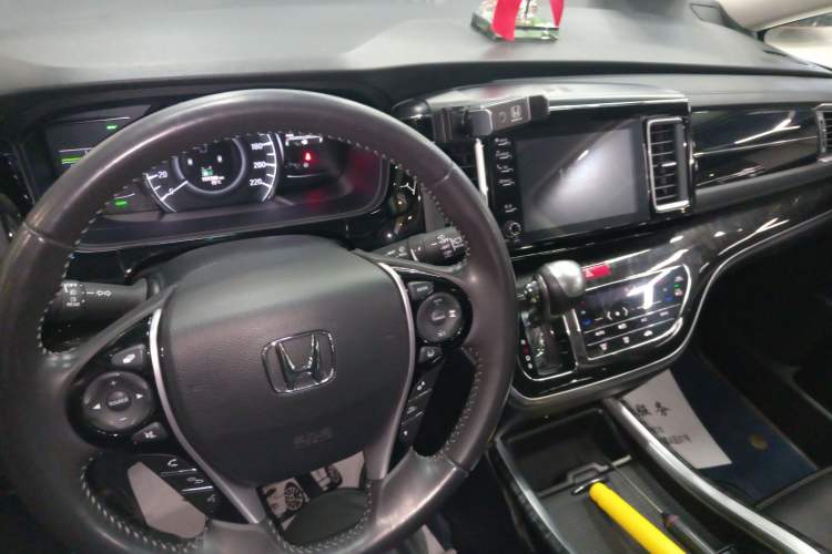 Used Honda Elysion 2019 2.0L Hybrid Luxury Edition