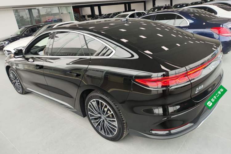 Used BYD Han 2025 EV with 701 km of Laser Radar-Enabled Intelligent Driving
