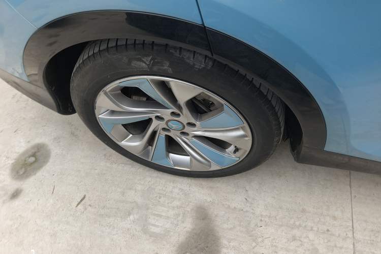 Used VOYAH FREE 2021 Four-Wheel Drive Standard All-Electric Exclusive Luxury Package