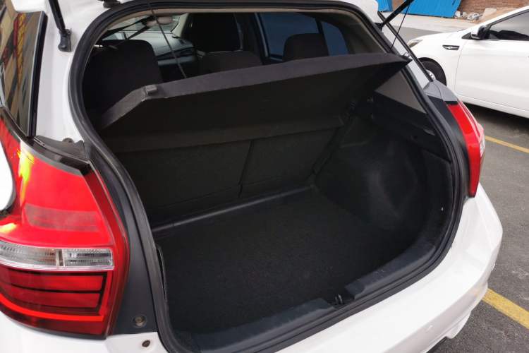 Used Toyota YARiS L 2016 Revised 1.5E CVT Charming Edition
