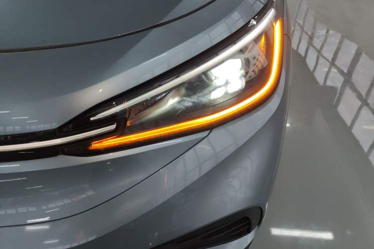 Used Volkswagen ID.4 X 2025 Smart Version Pure & Intelligent Enjoyment Edition
