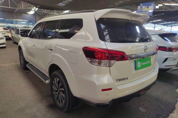 Used Nissan Terra 2018 2.5L Automatic 2WD Luxury Edition
