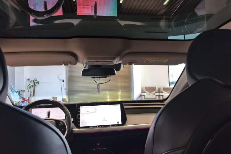 Used XPeng P7 2020 586N
