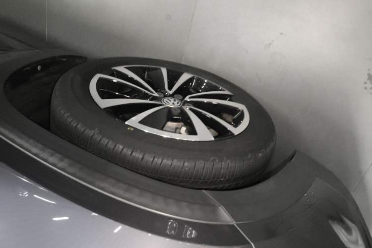 Used Volkswagen Tharu 2020 280TSI Two-Wheel Drive Luxury Edition China VI Standard
