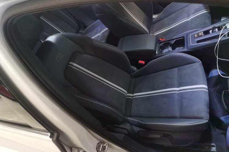 Used Volkswagen Golf 2021 280TSI DSG R-Line
