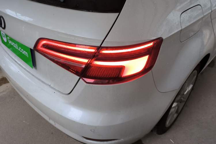 Used Audi A3 2018 30th Anniversary Edition Sportback 35 TFSI Ambition Model
