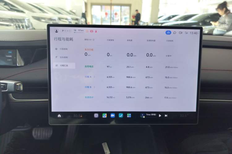 Used  SU7 2024 Rear-Drive Long-Range Intelligent Driving Version
