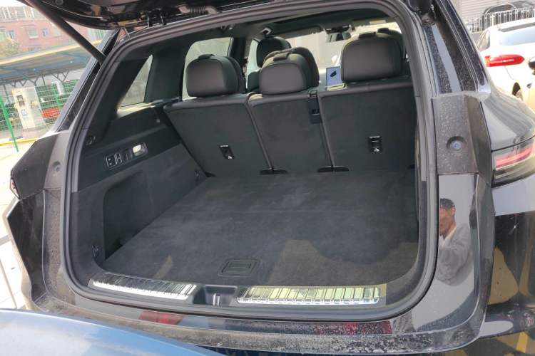 Used Li Auto L7 2025 Pro Smart Refresh Edition
