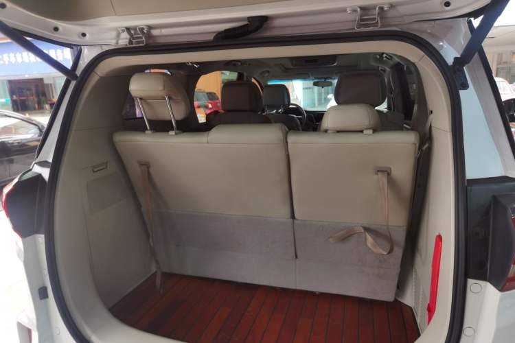 Used Buick GL8 2018 ES 28T Comfort Model China VI Standard