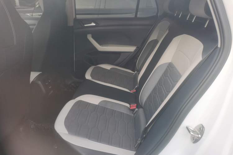 Used Volkswagen Tharu 2025 New Sharp 1.5L Ambitious Edition
