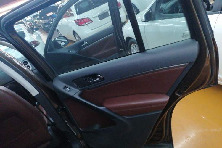 Used Volkswagen Tiguan 2013 1.8 TSI Automatic All-Wheel Drive Luxury Model
