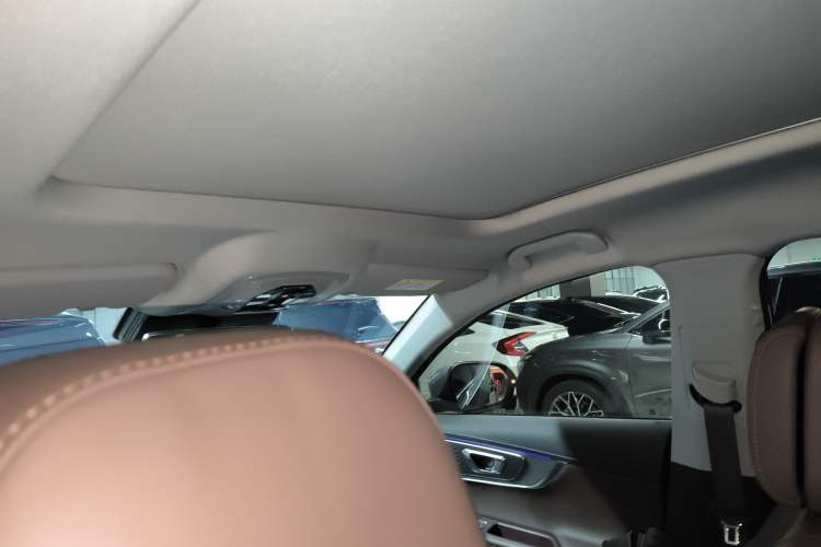 Used Chery Tiggo 8 PRO 2024 Champion Edition 390T Two-Wheel Drive Aoshi Version 5 Seats