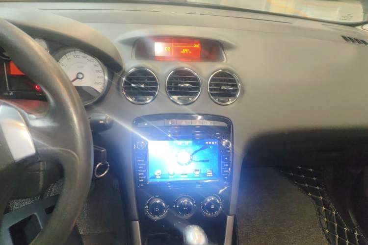 Used Peugeot 408 2013 2.0L Automatic Comfort Edition