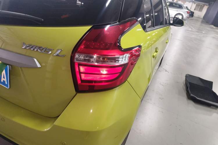 TDK.VehicleDetails.img