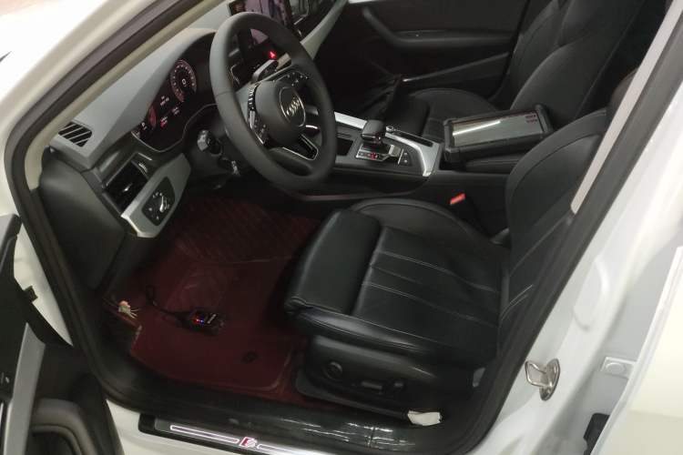 Used Audi A4L 2024 40 TFSI Fashion Dynamic Model