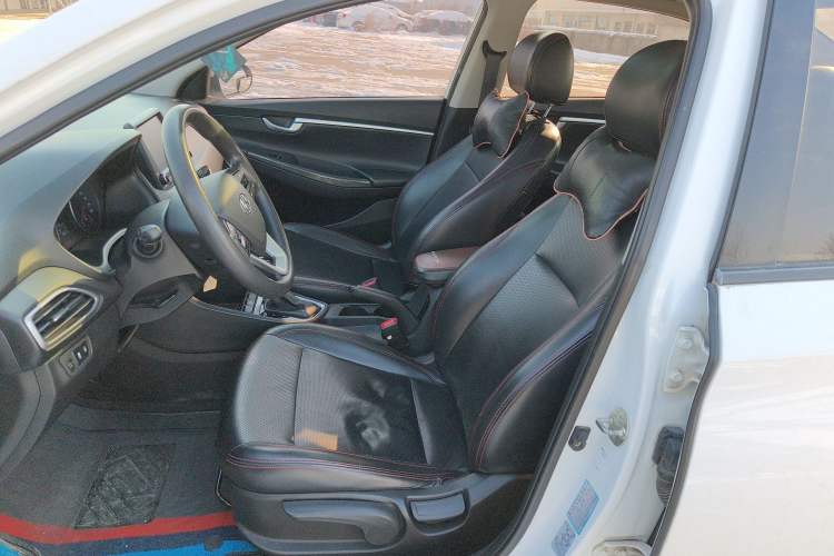 Used Hyundai Celesta 2017 1.6L Automatic Enjoyment Version GLS