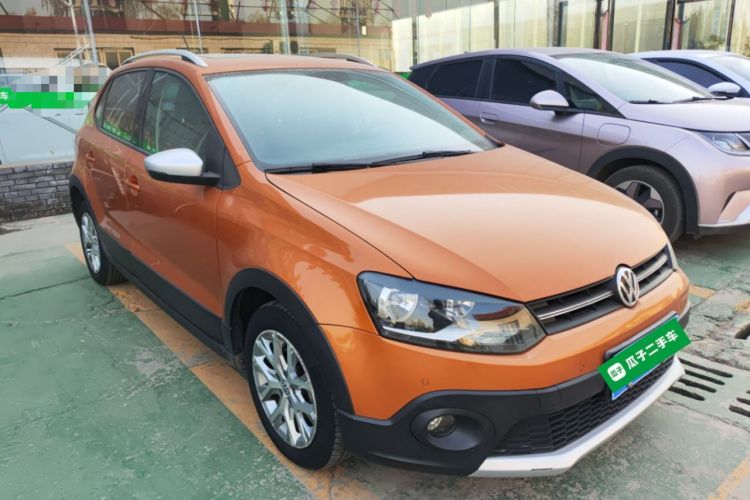 Used Volkswagen Polo 2014 1.6L Cross Polo Automatic
