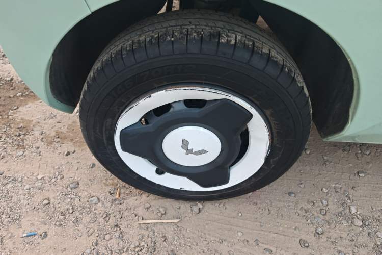 Used Wuling Hongguang MINIEV 2022 Macaron Fashion Model Lithium Iron Phosphate
