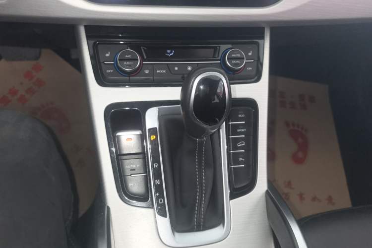 Used Geely Auto Emgrand X7 Sport 2016 1.8TD Automatic Smart Model
