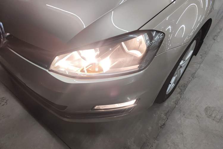 Used Volkswagen Golf 2015 1.6L Automatic Comfort Model
