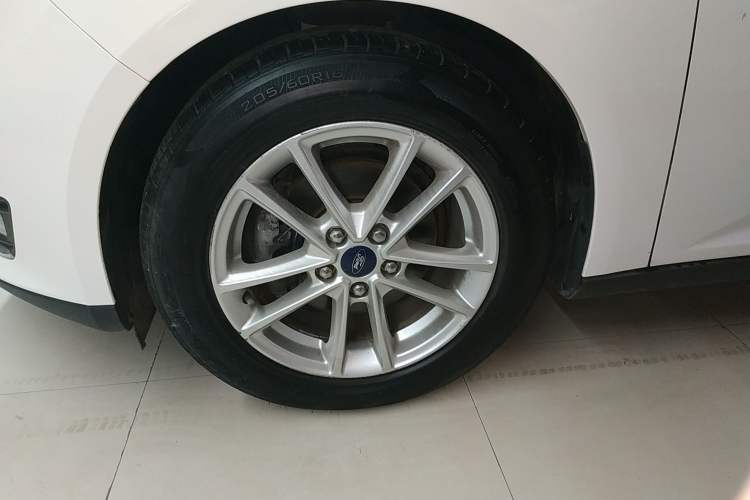 Used Ford Focus 2018 Sedan Classic EcoBoost 180 Automatic Elite Model