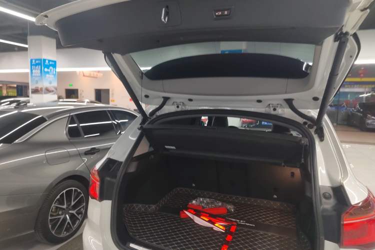 Used BMW X1 2016 xDrive20Li Luxury Model
