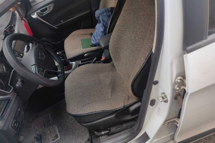 Used Geely Auto Vision X3 2017 1.5L Manual Elite Model
