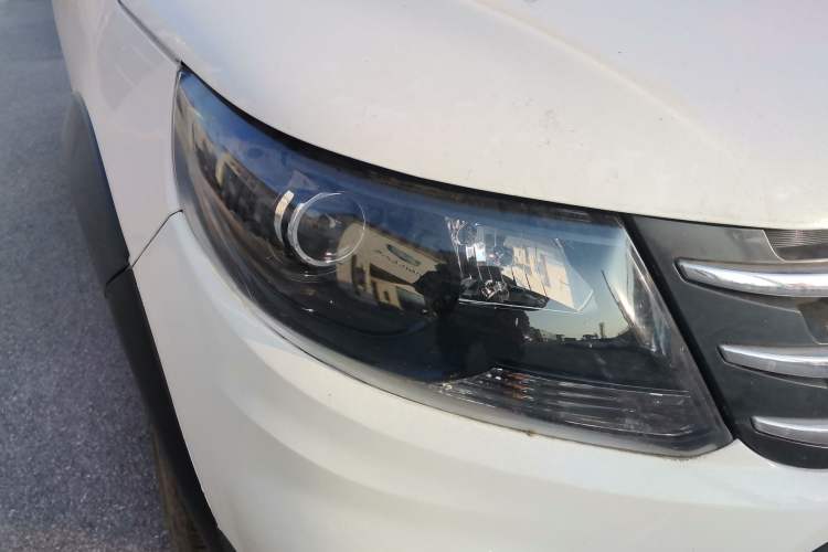 Used FORTHING Joyear X5 2016 1.6L Manual Luxury Edition