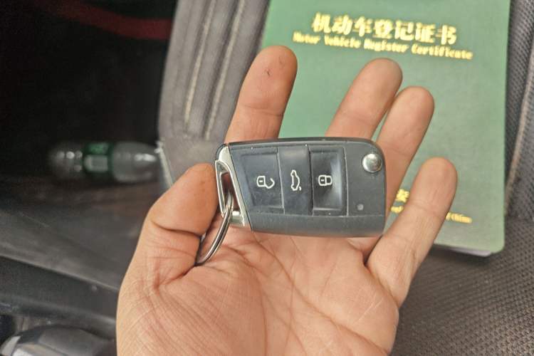 Used Volkswagen T-ROC 2020 280TSI DSG Two-Wheel Drive Comfort Version
