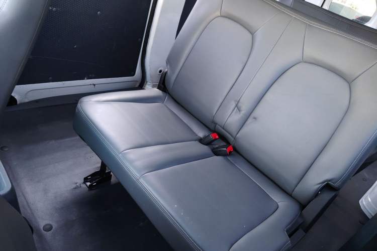 TDK.VehicleDetails.img