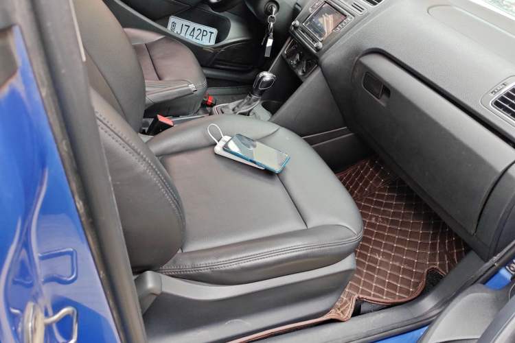 Used Volkswagen Polo 2014 1.6L Automatic Comfort Edition