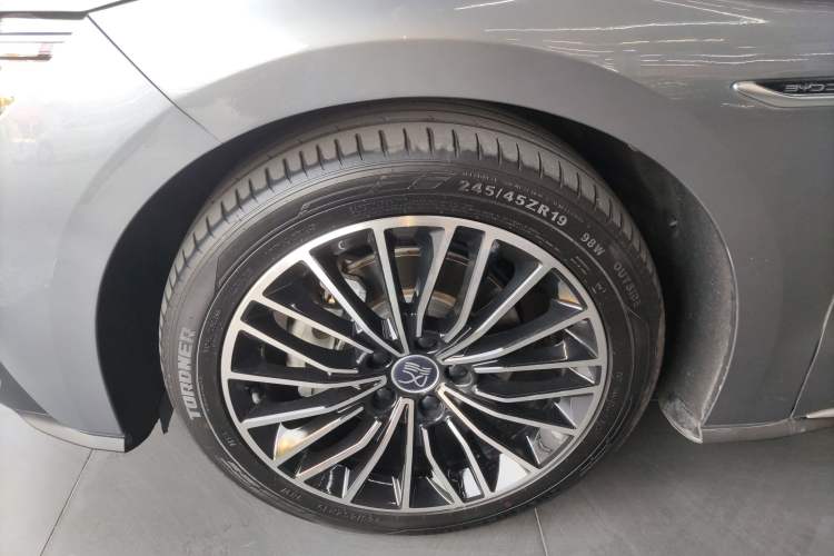 Used BYD Han 2020 EV Long-Range Luxury Model