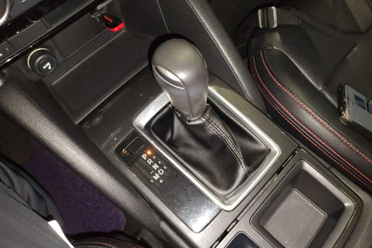 Used Mazda CX-5 2015 2.0L Automatic Two-Wheel Drive Urban Version
