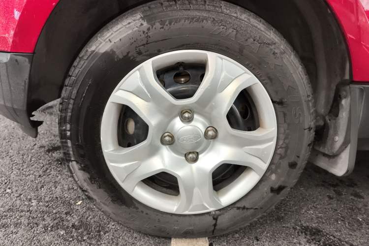 Used Ford EcoSport 2013 1.5L Manual Comfort Model
