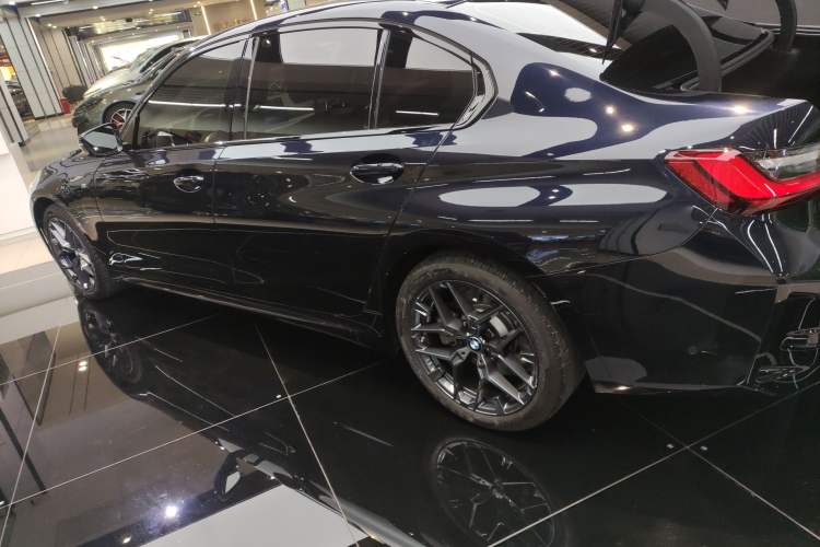 Used BMW 3 Series 2025 330Li M Sport Shadowline Package
