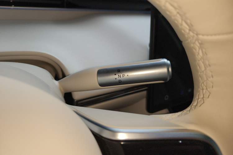 Used Hima Luxeed R7 2025 Extended-Range 331km Ultra
