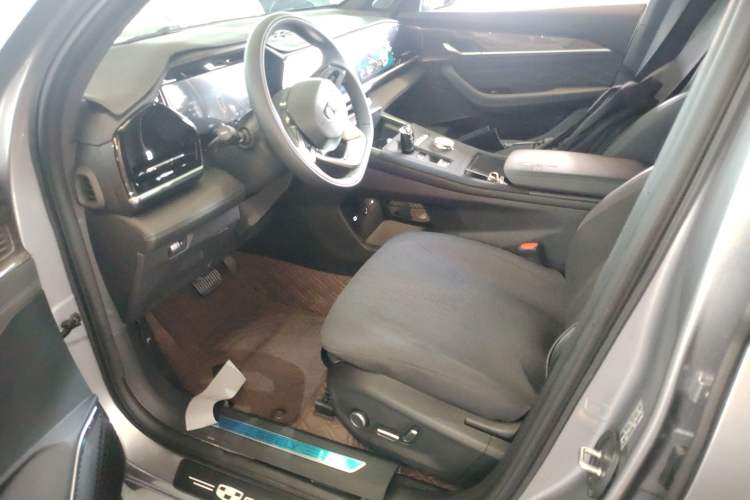 Used Geely Auto Monjaro L 2025 Dongfang Yao 2.0TD Automatic Jinzhao Edition
