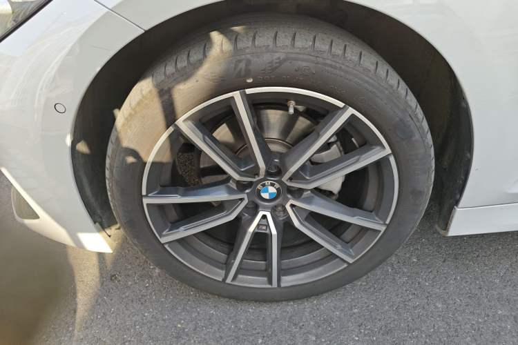 Used BMW 3 Series 2024 325Li M Sport Package
