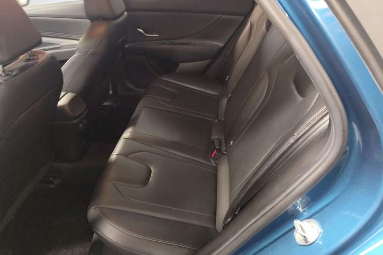 Used Hyundai Elantra 2021 1.5L CVT GLX Elite Edition
