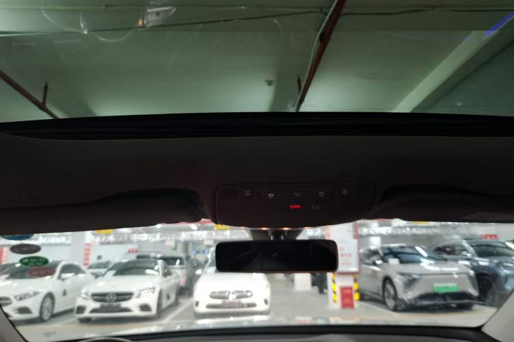 Used Mercedes-Benz E-Class 2020 Restyled E 300 L Sporty and Stylish Edition
