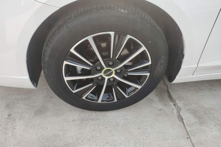 Used Roewe i5 2021 1.5L CVT Platinum Edition
