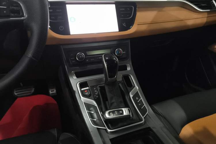 Used Geely Auto Vision S1 2018 1.4T CVT FENGXING Model
