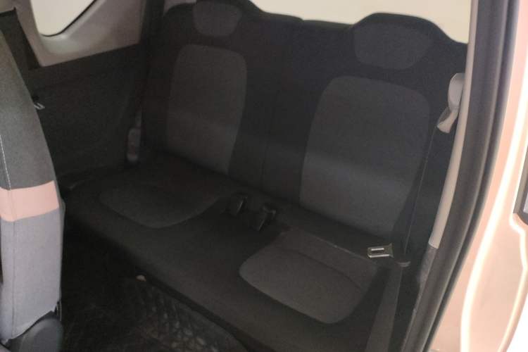 Used Wuling Hongguang MINIEV 2021 Macaron Fashion Model Lithium Iron Phosphate