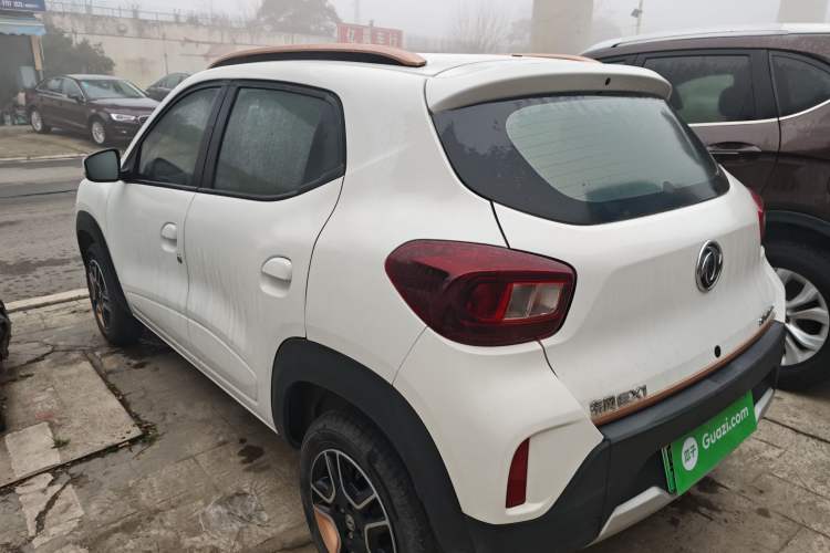 Used Dongfeng NAMMI BOX 2022 Chasing Wind Edition 331 km Standard Model
